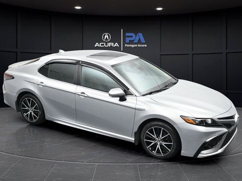 Used 2021 Toyota Camry SE w/ Audio Upgrade Package FWD image 38