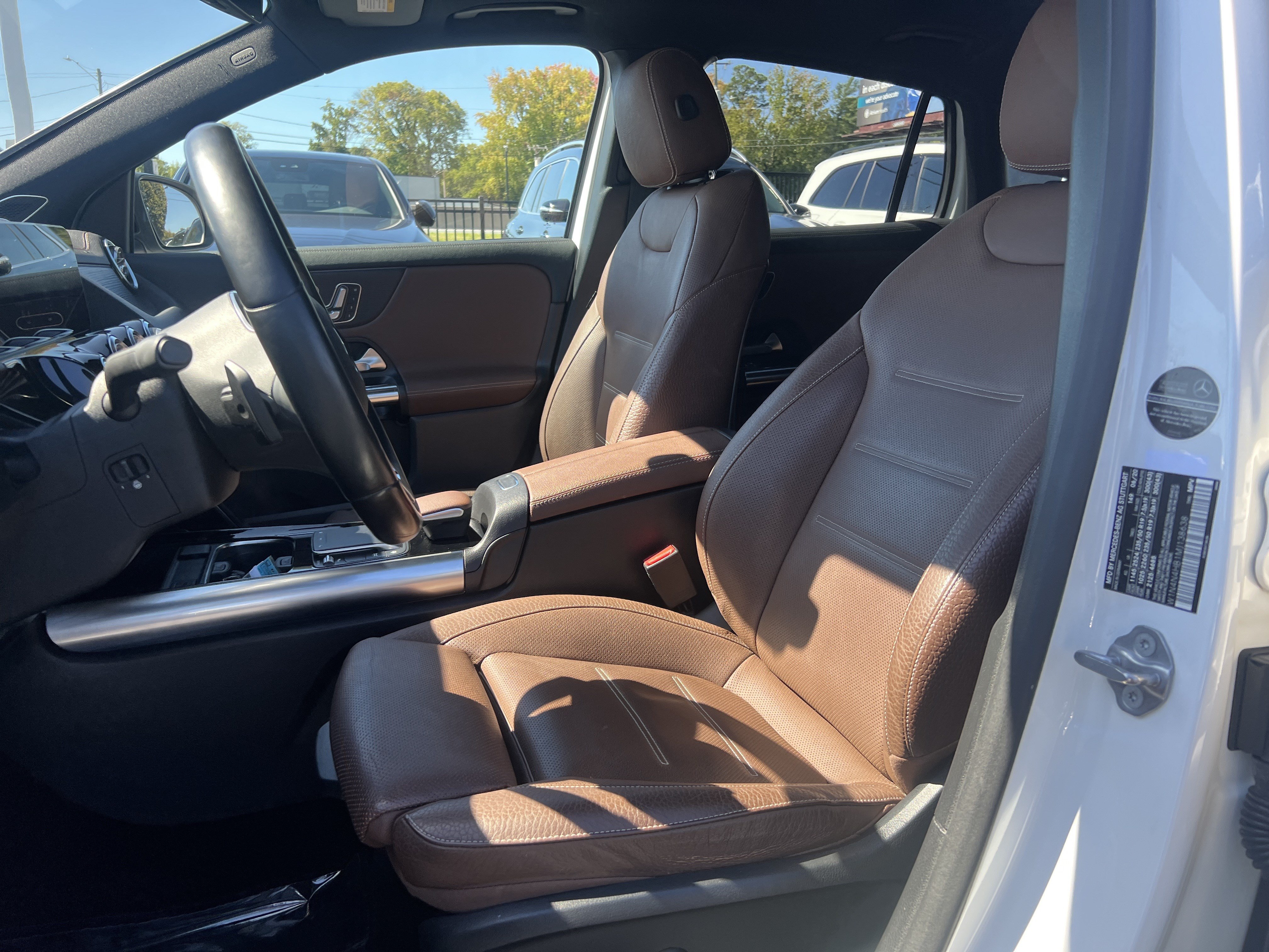 Certified 2021 Mercedes-Benz GLA 250 4MATIC image 16