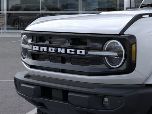 New 2026 Ford Bronco Outer Banks AWD/4WD image 19