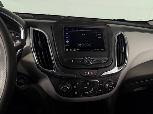 Used 2023 Chevrolet Equinox LS w/ LS Convenience Package FWD image 19