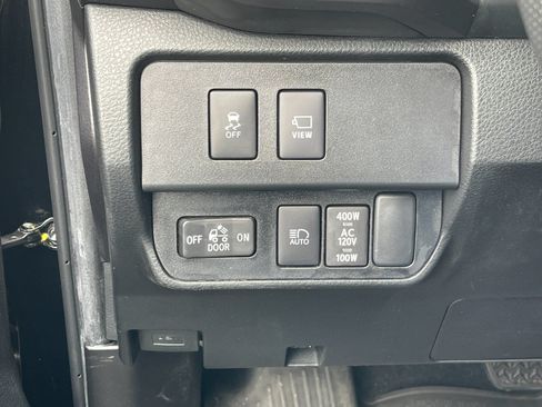 Used 2023 Toyota Tacoma TRD Pro AWD/4WD image 31
