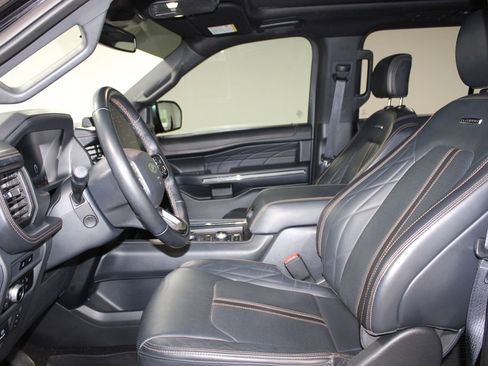 Used 2023 Ford Expedition Max Platinum image 22