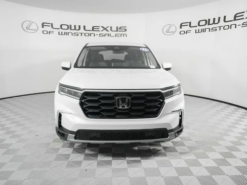 Used 2025 Honda Pilot EX-L image 2