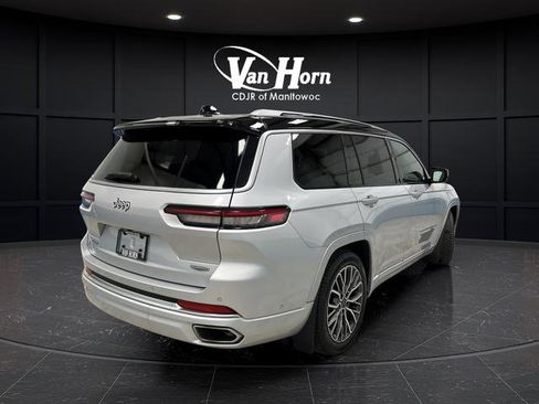 Used 2023 Jeep Grand Cherokee L Summit image 3