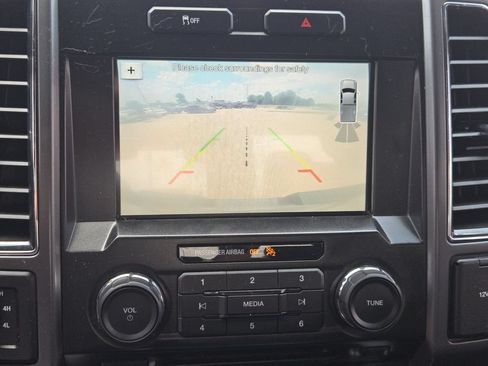 Used 2017 Ford F150 XLT w/ Equipment Group 302A Luxury AWD/4WD image 19