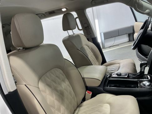 Used 2024 Nissan Armada Platinum w/ Captain's Chairs Package image 25