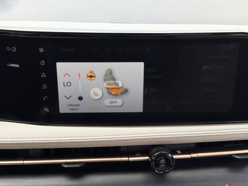 Used 2023 Nissan Ariya FWD image 27