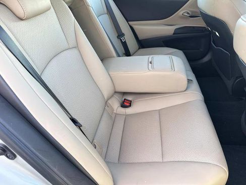 Used 2019 Lexus ES 350 image 12