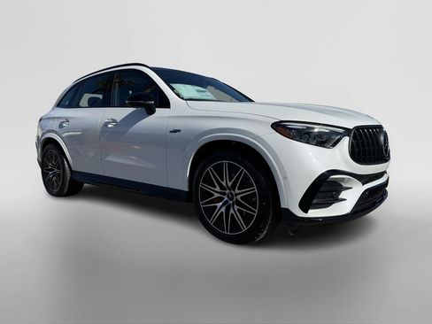 New 2026 Mercedes-Benz GLC 43 AMG 4MATIC image 7