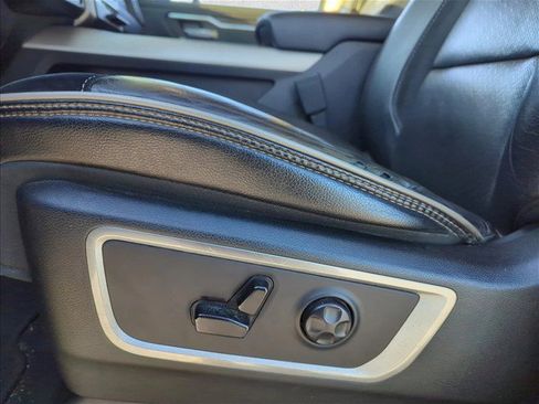 Used 2020 RAM 1500 Laramie RWD image 10