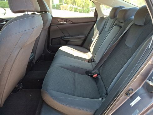 Used 2019 Honda Insight EX image 10