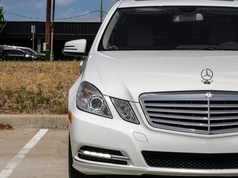Used 2012 Mercedes-Benz E 350 Sedan image 43