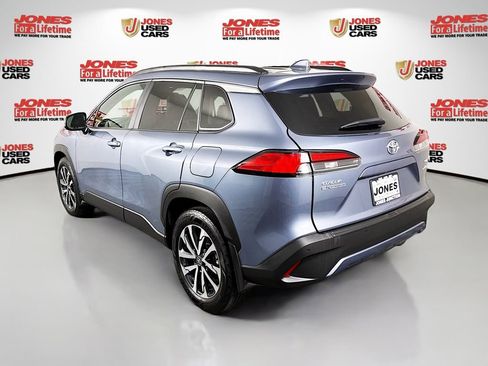 Certified 2024 Toyota Corolla Cross XLE w/ Convenience Package AWD/4WD image 2