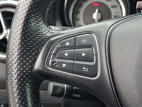 Used 2016 Mercedes-Benz GLA 250 4MATIC image 21