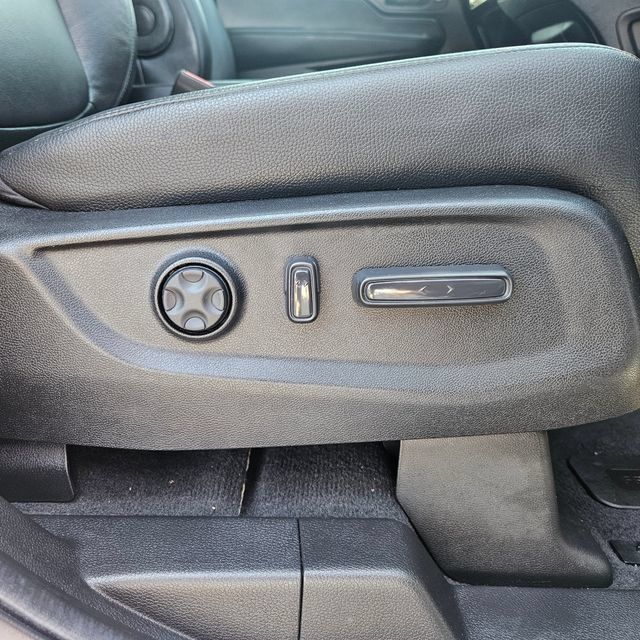 Used 2025 Honda Odyssey EX-L image 18
