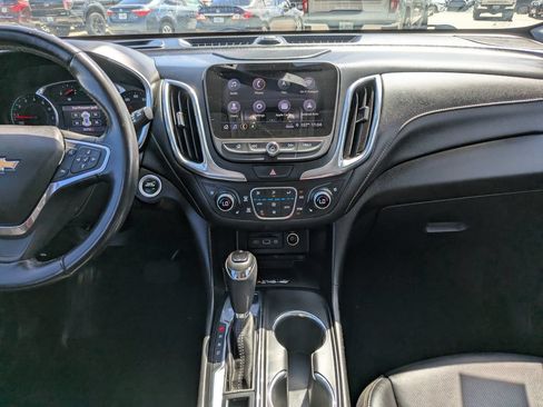 Used 2019 Chevrolet Equinox Premier FWD image 18