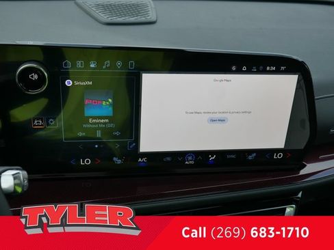 New 2026 Chevrolet Traverse Z71 w/ Enhanced Driving Package AWD/4WD image 57