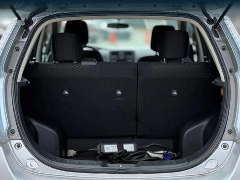 Used 2014 Nissan Leaf S image 28