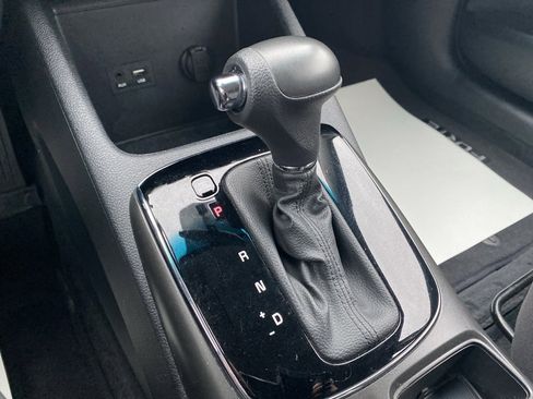 Used 2017 Kia Forte LX image 26