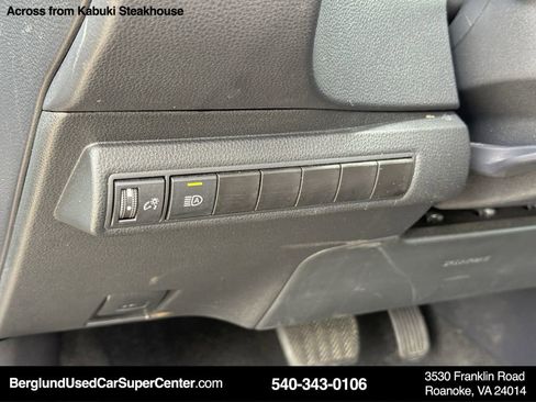 Used 2023 Toyota Corolla LE image 14