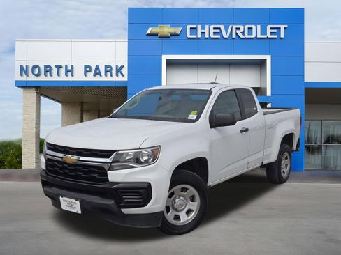 Used 2022 Chevrolet Colorado W/T image 1