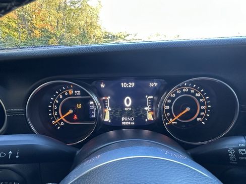 Used 2019 Jeep Wrangler Unlimited Moab w/ Quick Order Package 24M Moab image 15