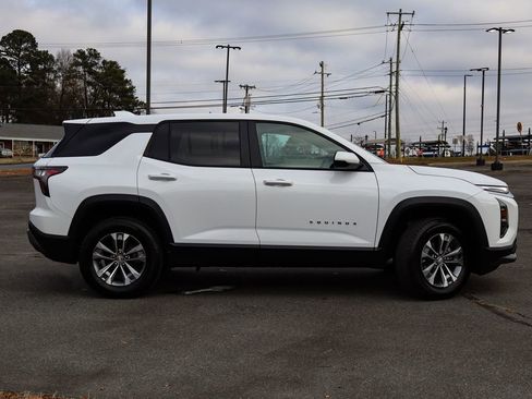 Used 2025 Chevrolet Equinox LT image 8