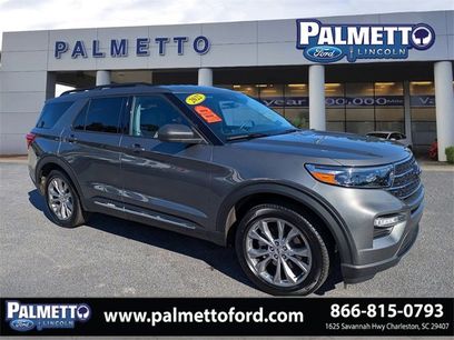 Certified 2022 Ford Explorer XLT w/ Equipment Group 202A
