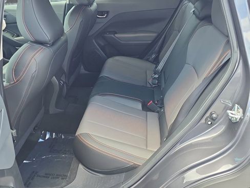 New 2025 Subaru Crosstrek 2.5i Limited w/ Popular Package #3A image 14