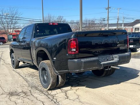 New 2026 RAM 3500 Tradesman AWD/4WD image 9