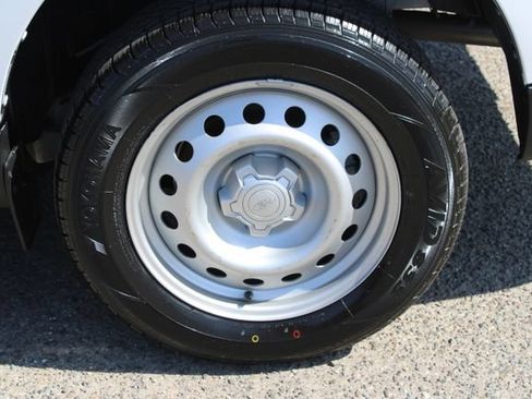 Used 2022 Ford Maverick XL FWD image 10