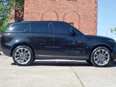 Used 2024 Land Rover Range Rover Sport SE image 4