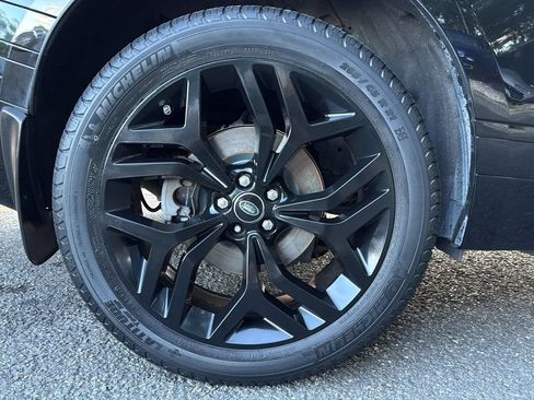 Used 2020 Land Rover Range Rover Velar R-Dynamic S AWD/4WD image 11