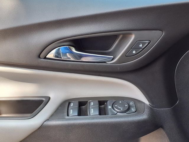 Used 2024 Chevrolet Equinox LS AWD/4WD image 17