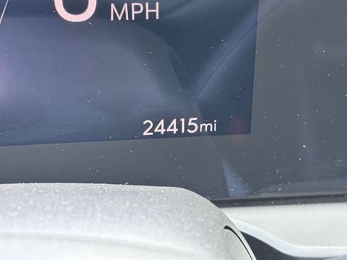 Used 2025 Buick Envista Sport Touring FWD image 72