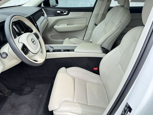 Used 2024 Volvo XC60 B5 Ultimate w/ Protection Package Premier AWD/4WD image 5