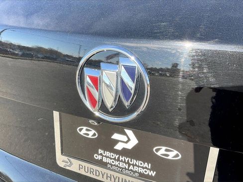 Used 2022 Buick Envision Preferred image 10