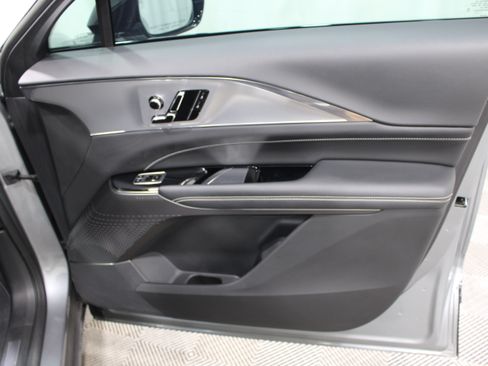 Certified 2024 Cadillac Lyriq Tech RWD image 27