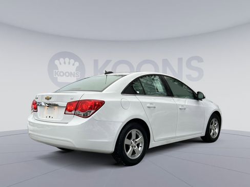 Used 2016 Chevrolet Cruze LT w/ Technology Package image 5