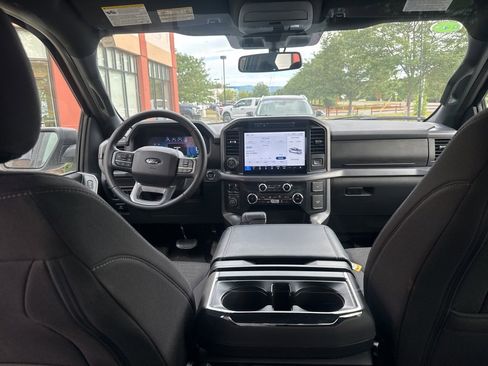 New 2025 Ford F150 XLT w/ Equipment Group 302A MID image 45