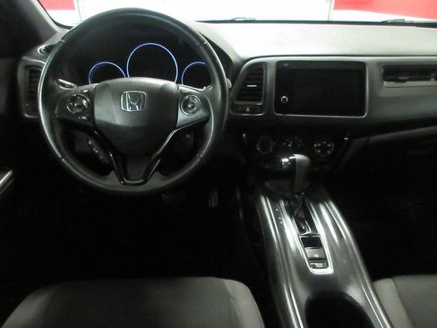 Used 2021 Honda HR-V Sport image 22