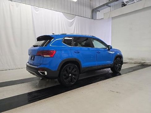 Used 2024 Volkswagen Taos SEL AWD/4WD image 4