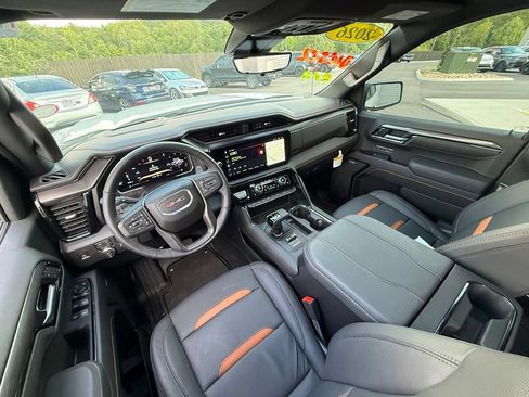 Used 2026 GMC Sierra 1500 AT4 w/ AT4 Premium Package AWD/4WD image 19