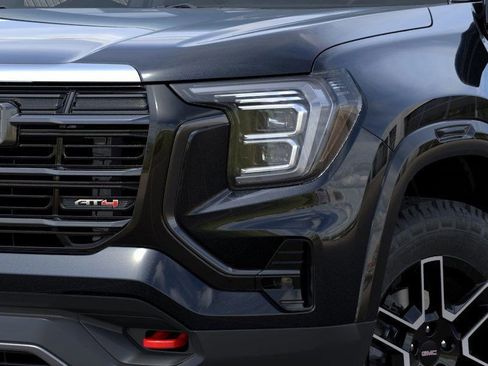 New 2026 GMC Terrain AT4 AWD/4WD image 10