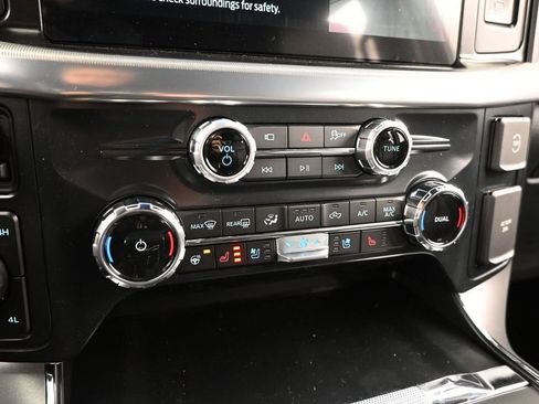 New 2025 Ford F150 Lariat w/ Equipment Group 501A Mid image 22