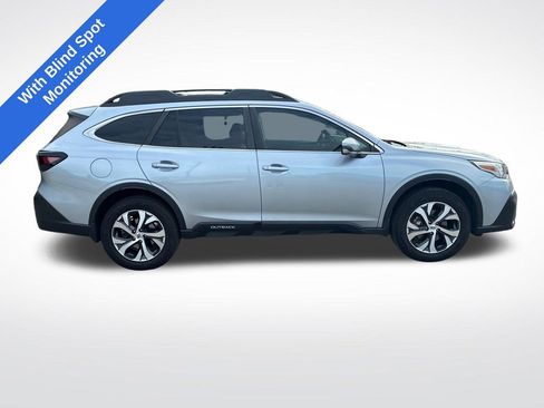 Used 2022 Subaru Outback Limited w/ Popular Package #2 AWD/4WD image 2