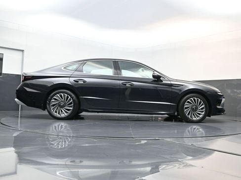 Certified 2025 Hyundai Sonata SEL image 21