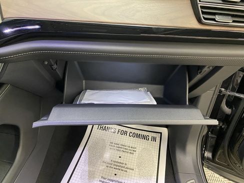 Used 2024 Volkswagen Atlas SE image 44