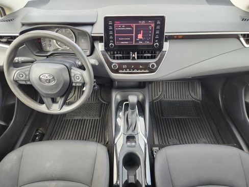 Used 2020 Toyota Corolla LE image 30