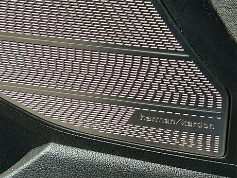 Used 2022 Hyundai Palisade Calligraphy image 19